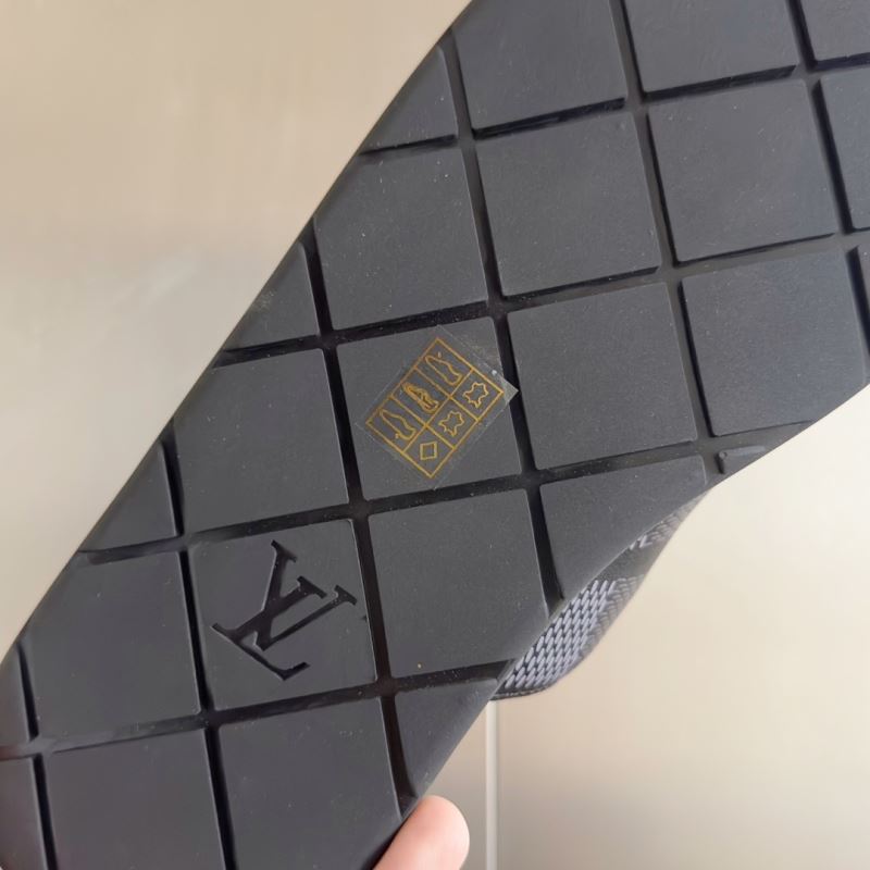 Louis Vuitton Slippers